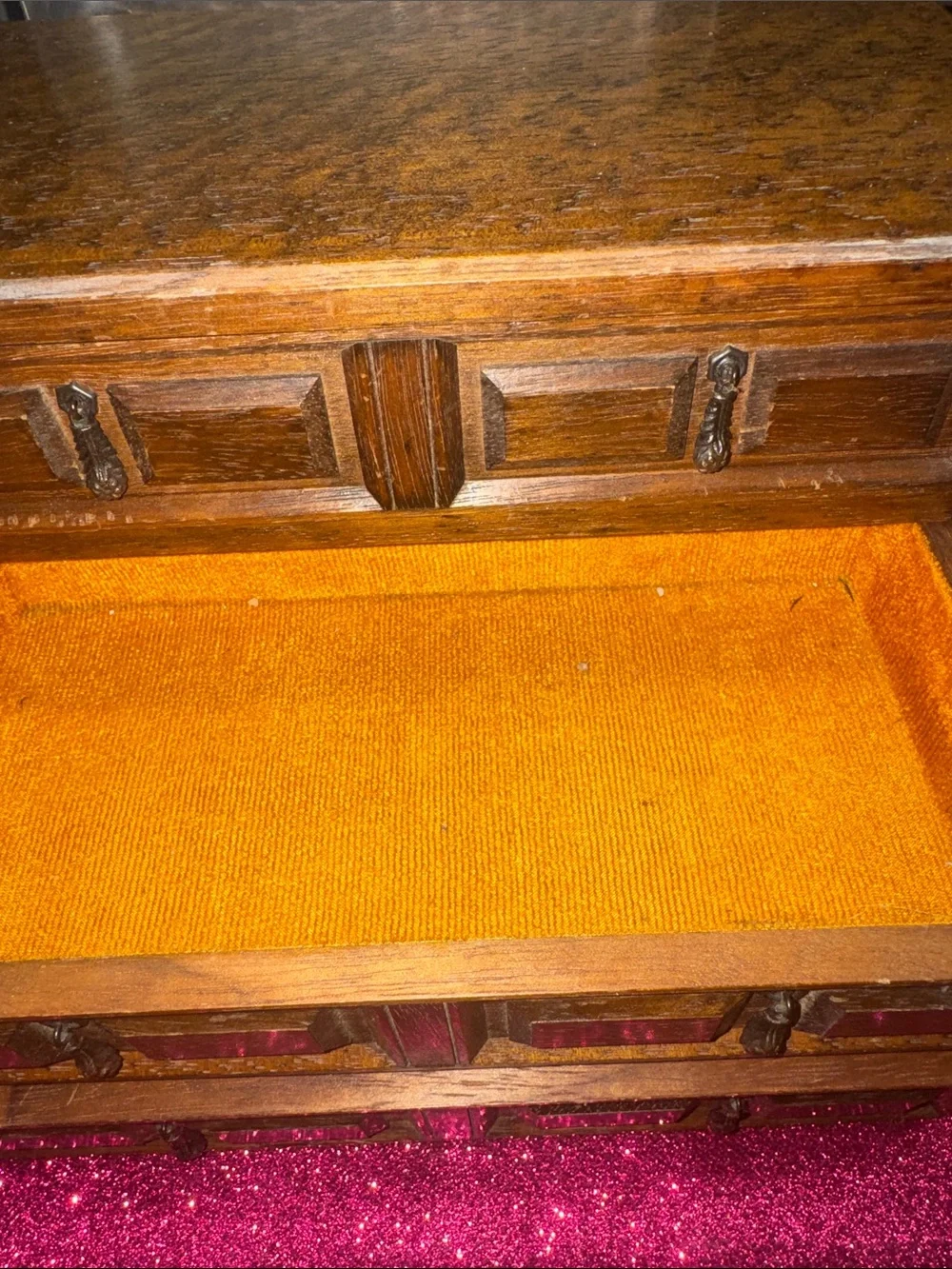 Vintage/retro  Merle jewelry box